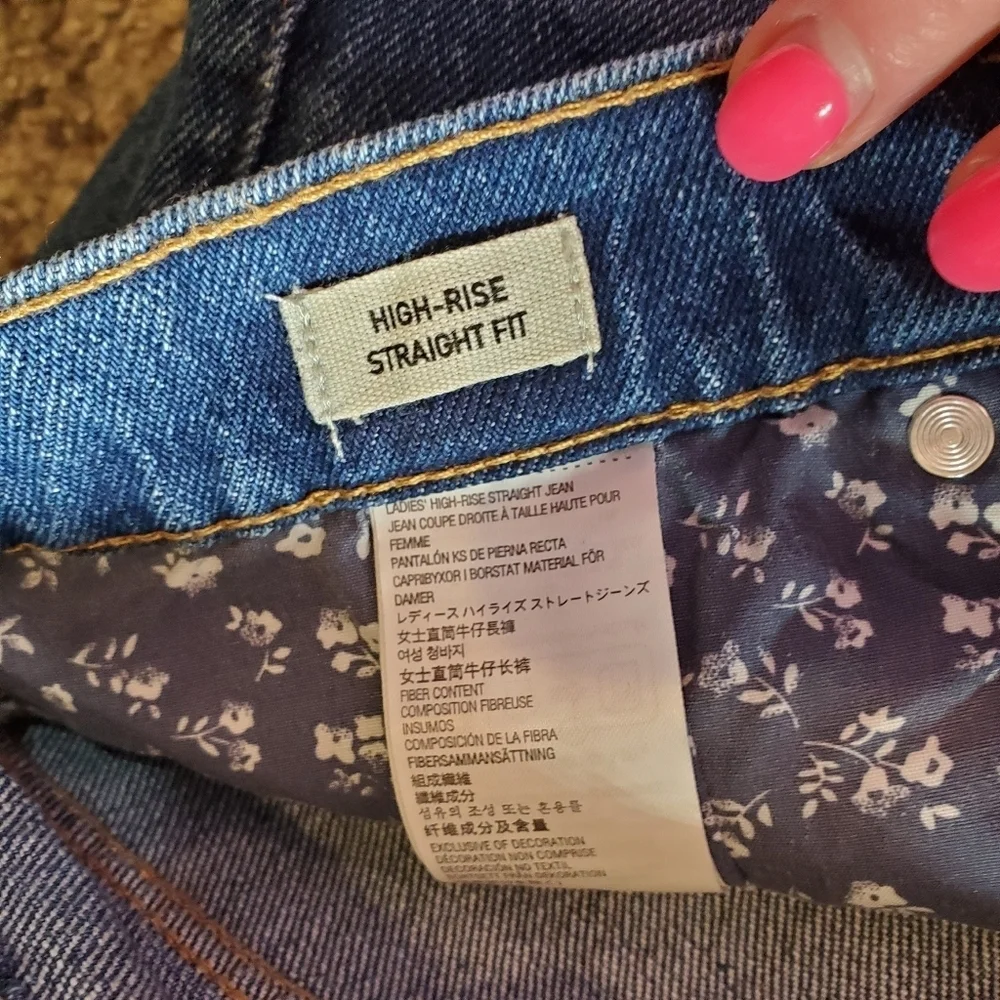 NWT Kirkland High-Rise Straight Fit Women’s Jeans Size 10